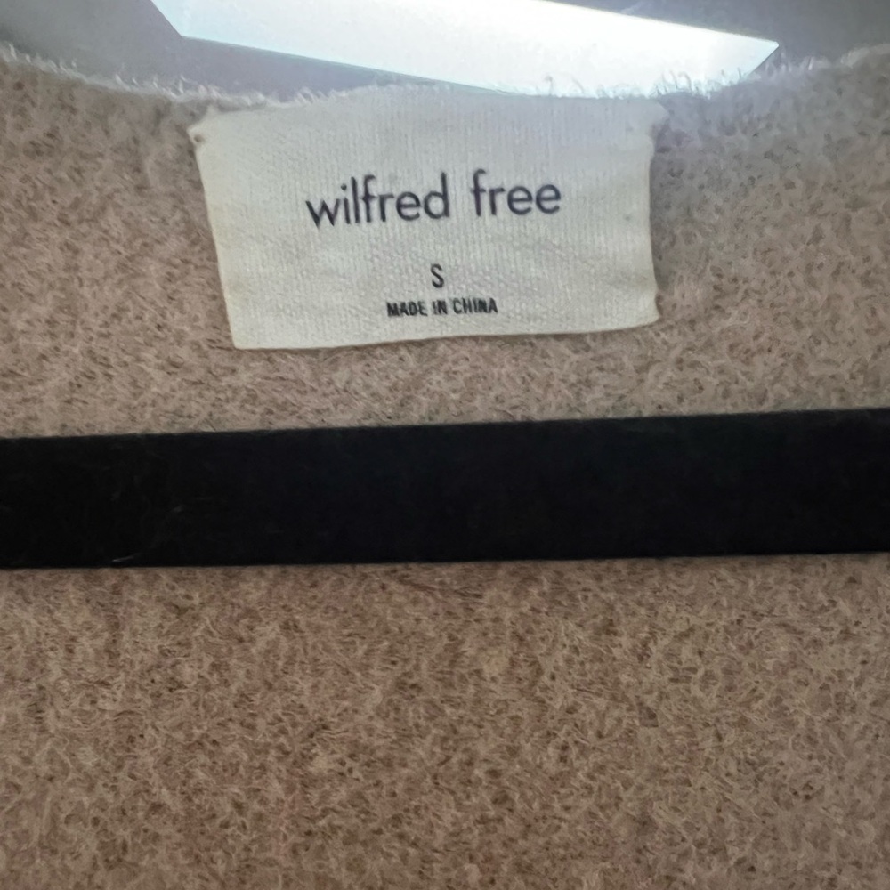 Wilfred Free V-Neck Teddy Sweater - Picture 8 of 10